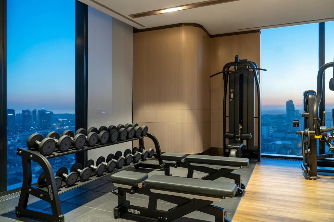 Address Istanbul Hotel Eksteriør billede The gym at the Ritz-Carlton, Osaka