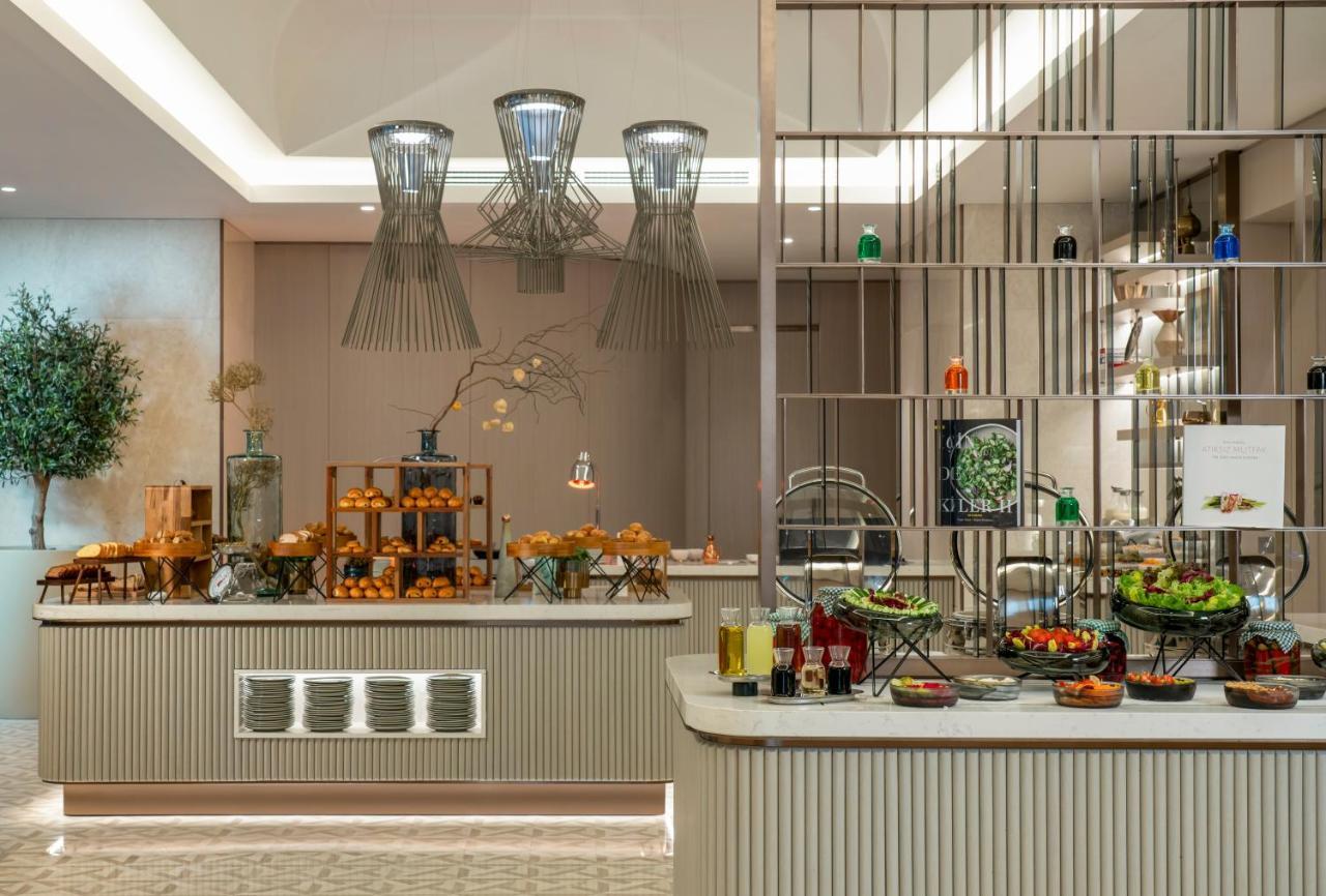Address Istanbul Hotel Eksteriør billede The buffet at the hotel